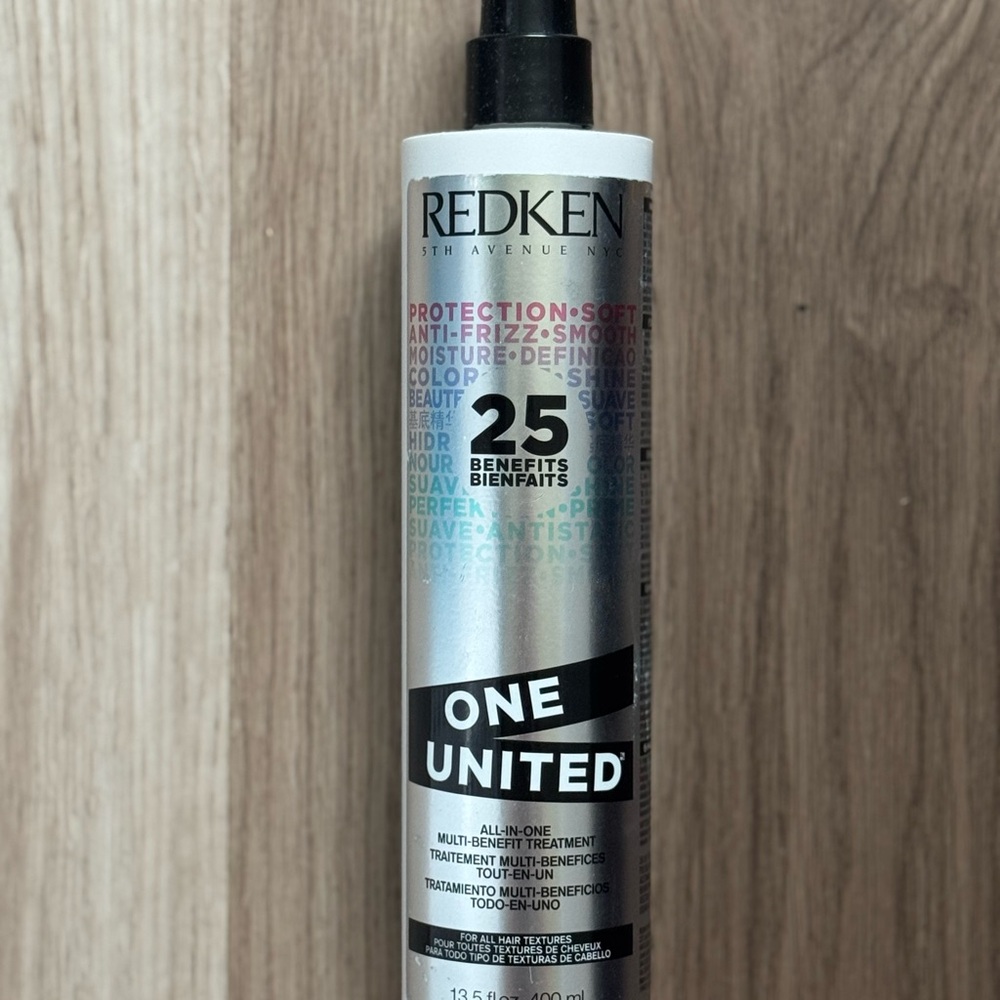 Redken Silver Hair Treatment Spray